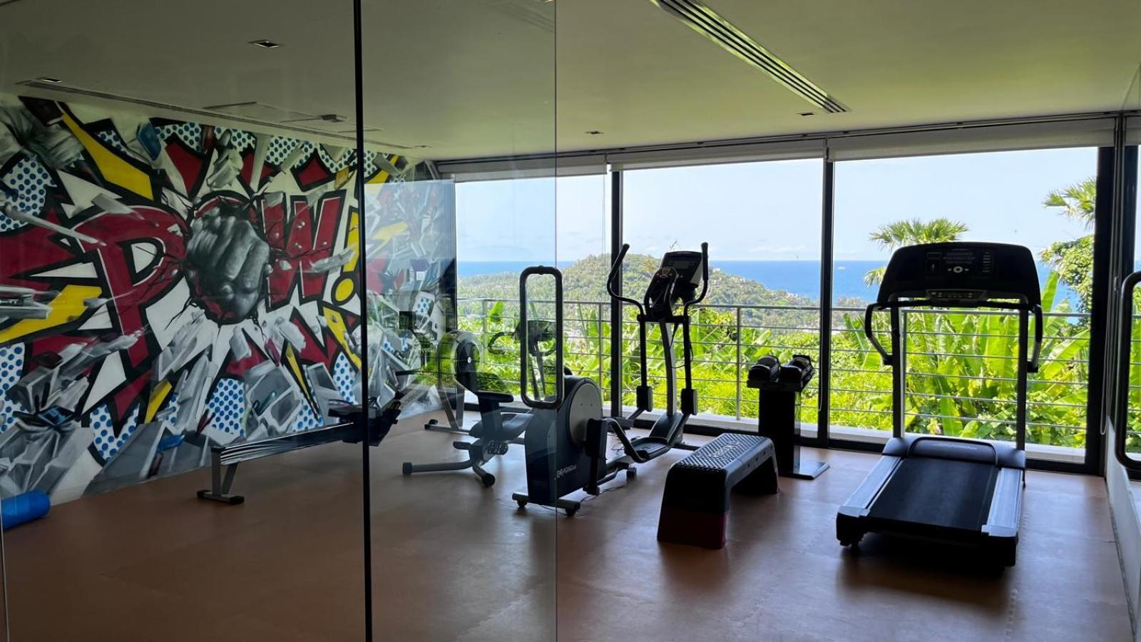 07 - Luxurious Haven With Mesmerizing Views Surin Beach  Buitenkant foto